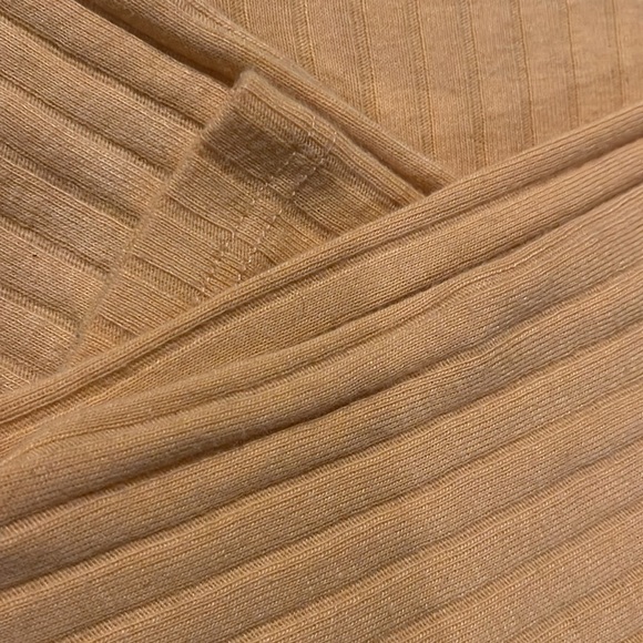 Abercrombie Kids Marigold Long Sleeve Tee with Lace Trim & Navy Logo Size 11/12 - Picture 5 of 5